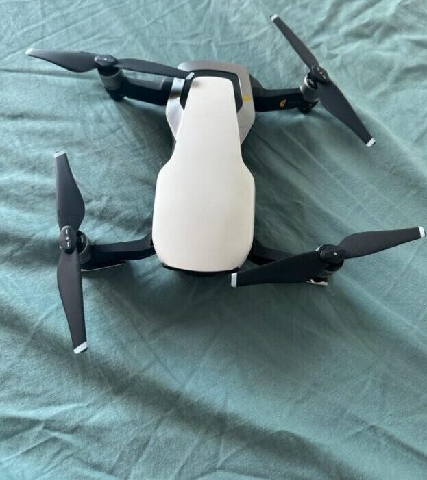 DJI Mavic Air Fly More Combo – Drohne mit Zubehör