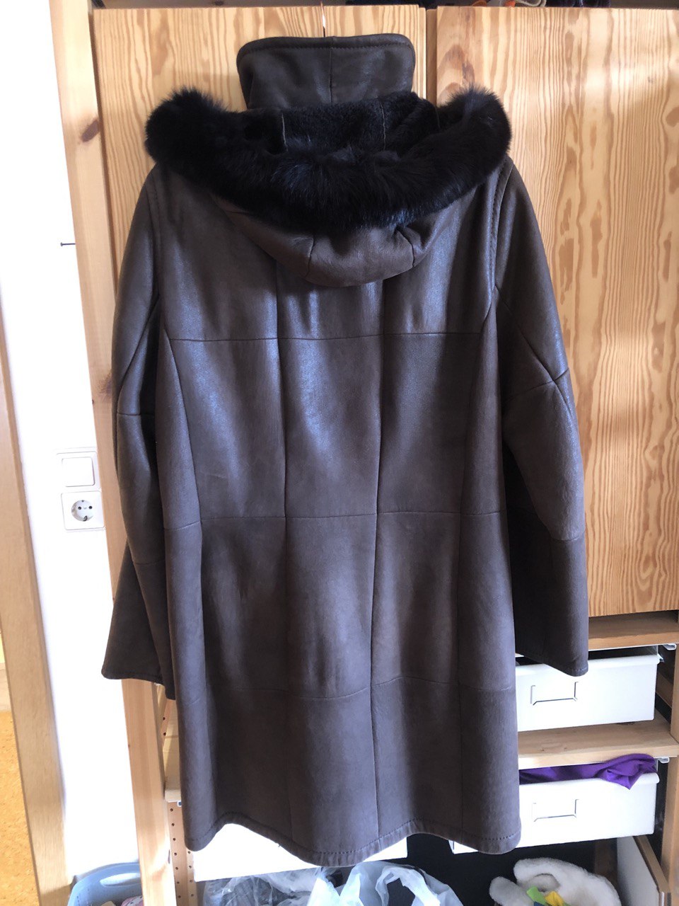 CHRIST Lammfellmantel „Corderitos“ – Größe 44 – Jacke Damen Pelzkragen Kapuze – Bild 5