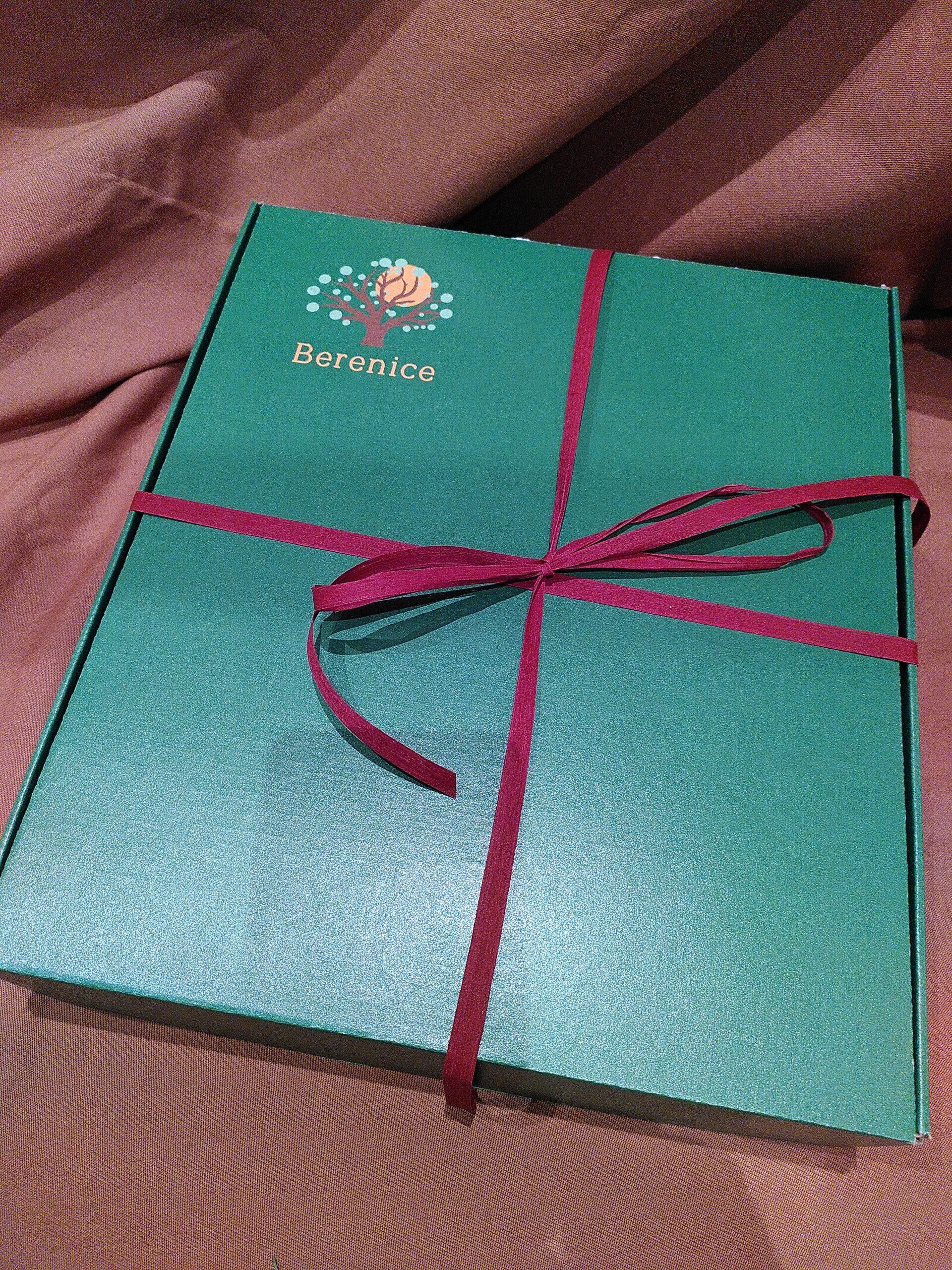 Geschenkkarton M