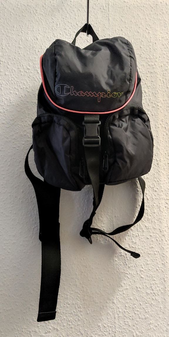 Champion Rucksack Schwarz klein 20x20cm Tasche – Bild 5