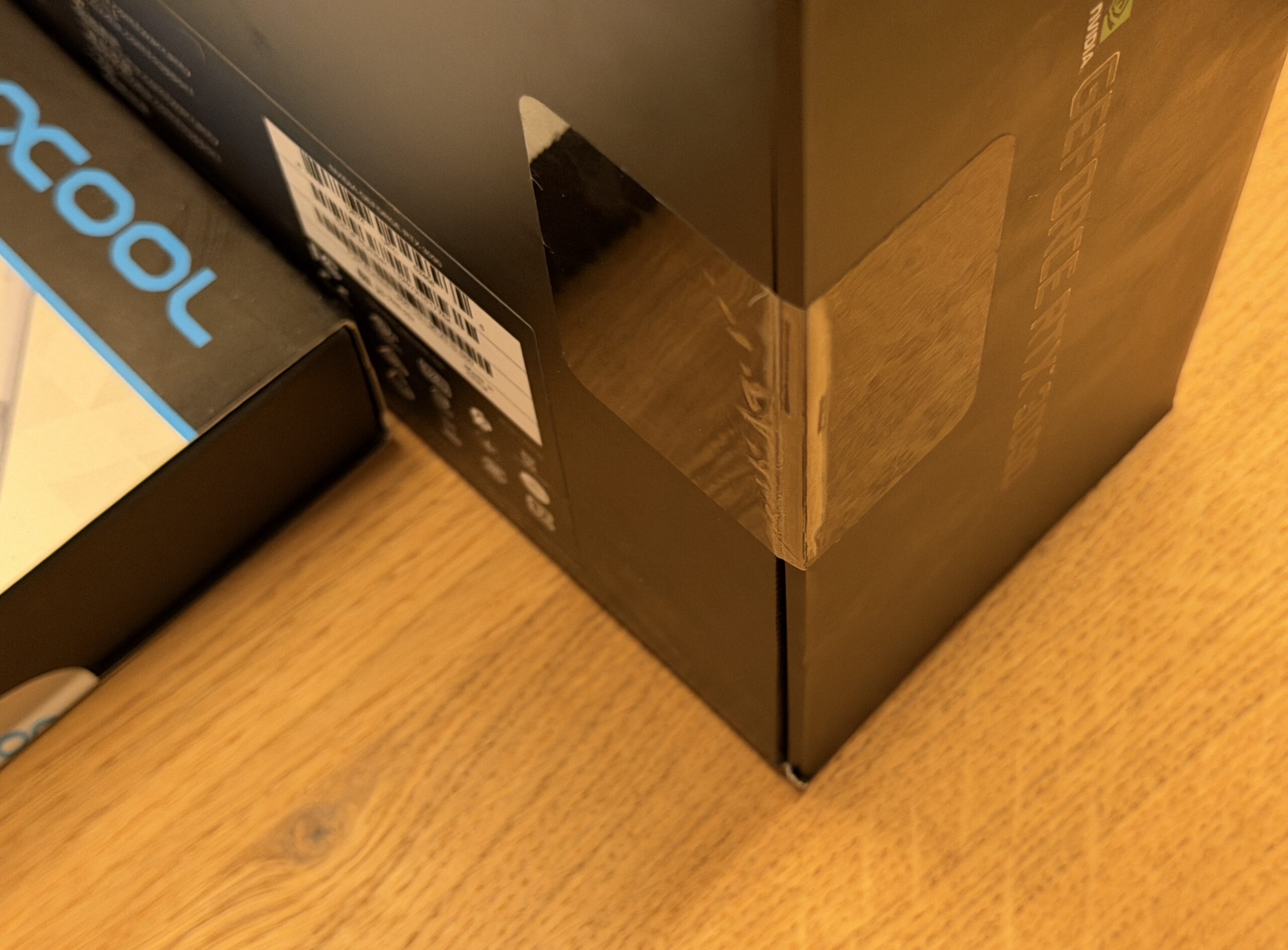 Grafikkarte/GPU Nvidia GeForce RTX 3090 Founders Edition + Kühlblöcke (neu und originalverpackt) – Bild 7