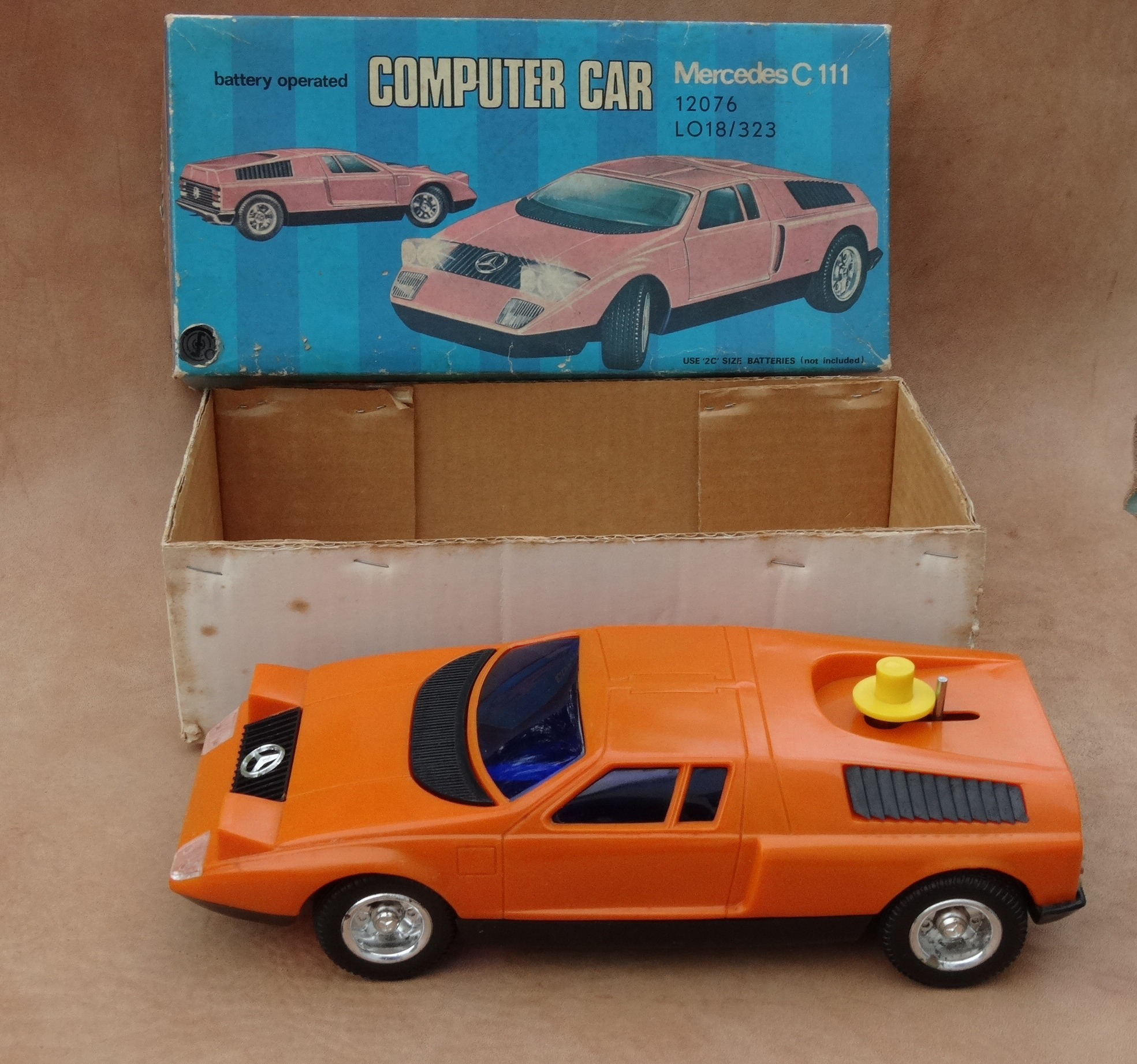Vintage Spielzeugauto, Mercedes C 111, „Computer Car“ um 1970 – Bild 2
