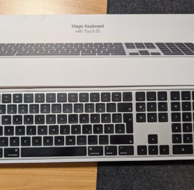 Apple Magic Keyboard mit Touch ID & Ziffernblock, Modell A2520
