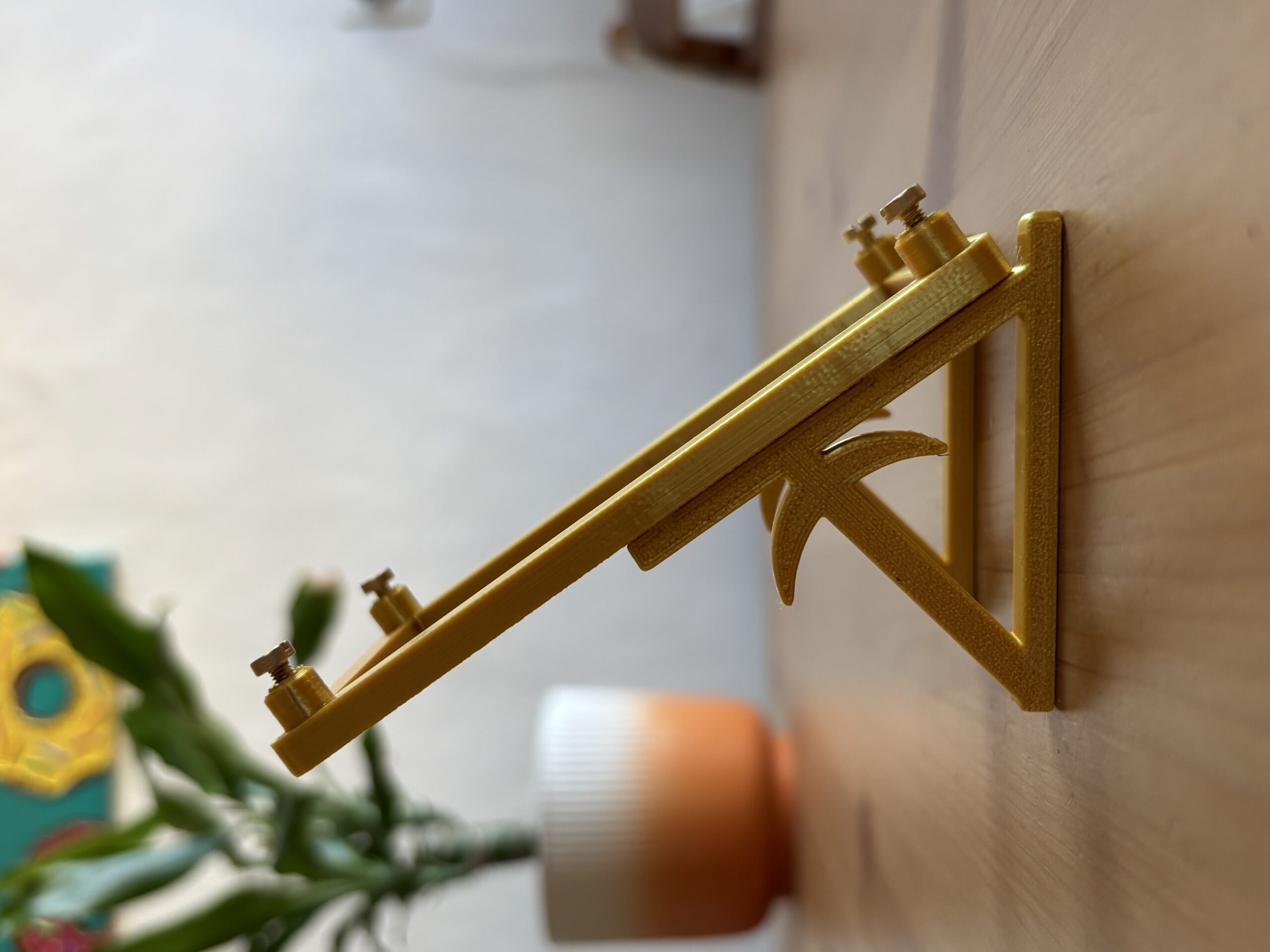 Bitaxe Gamma Pickaxe-Ständer Gold – Bild 4